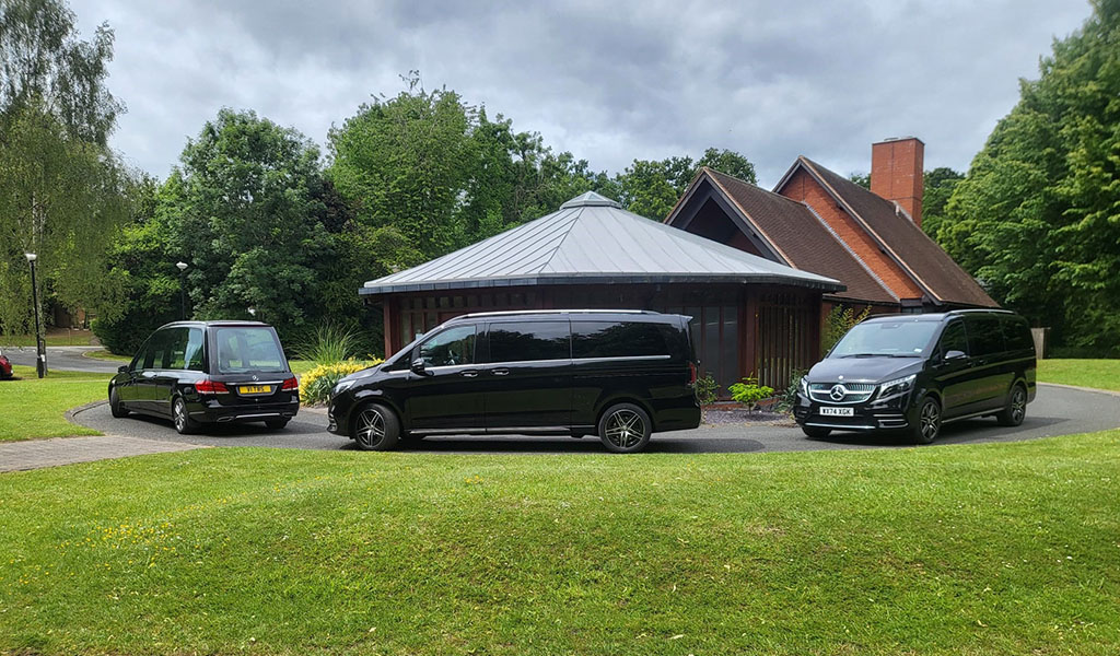 Pullman Mercedes Vito funeral transport